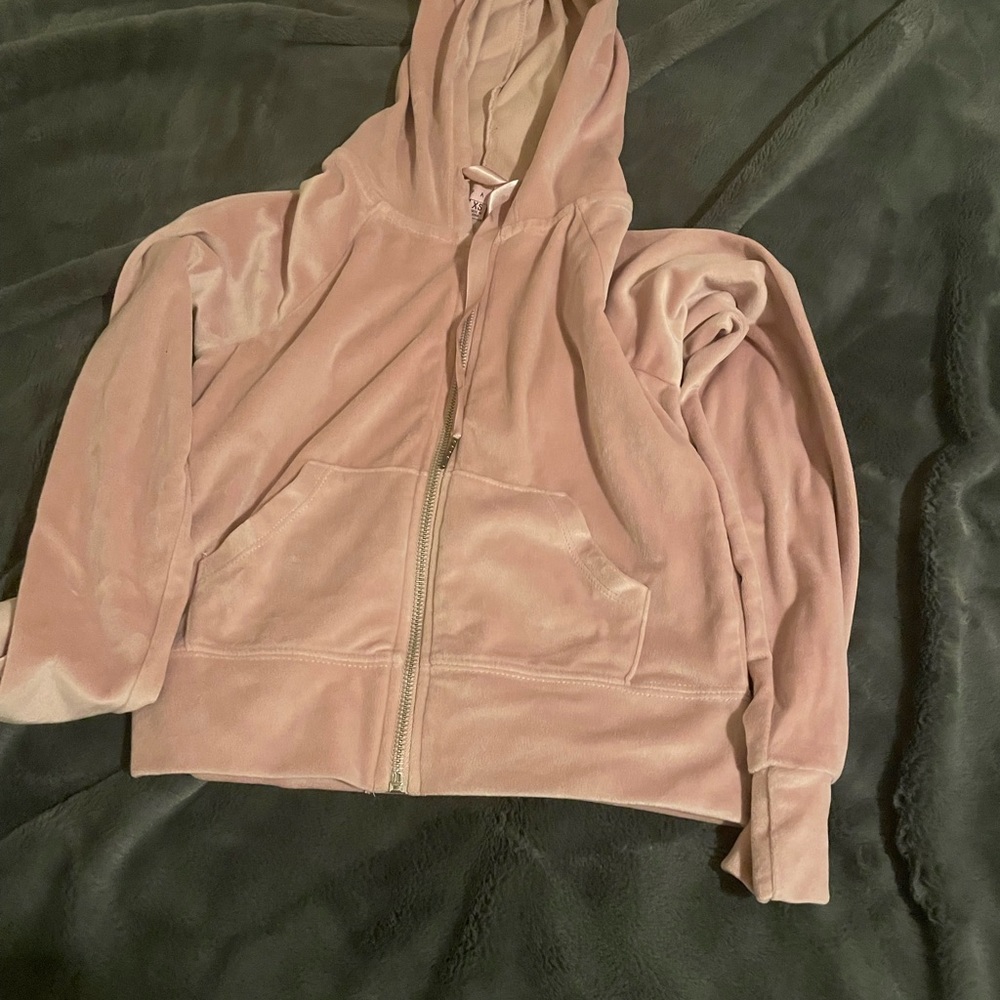 Velvet Sweatsuit - Picture 2 of 3